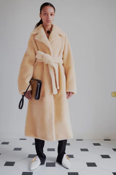 Look 27